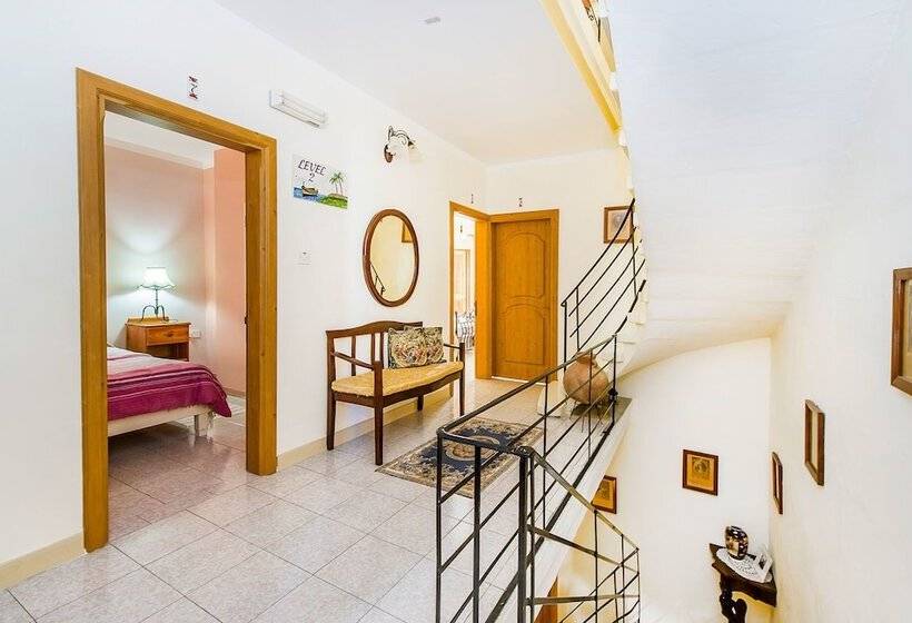 هتل Lantern Guest House