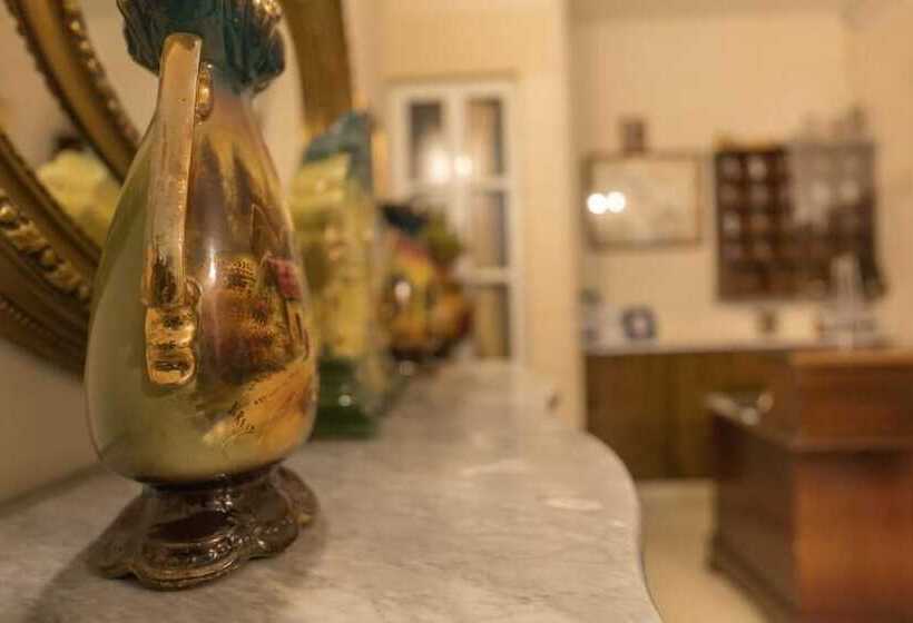 هتل Lantern Guest House