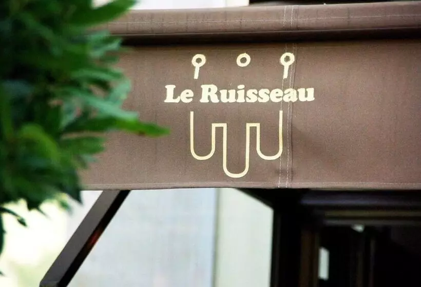 ホテル Le Ruisseau
