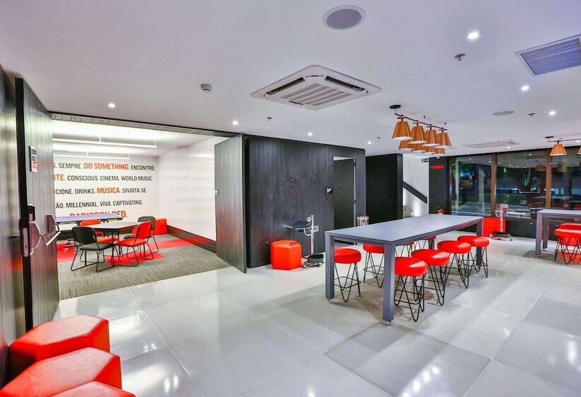 هتل Radisson Red Campinas