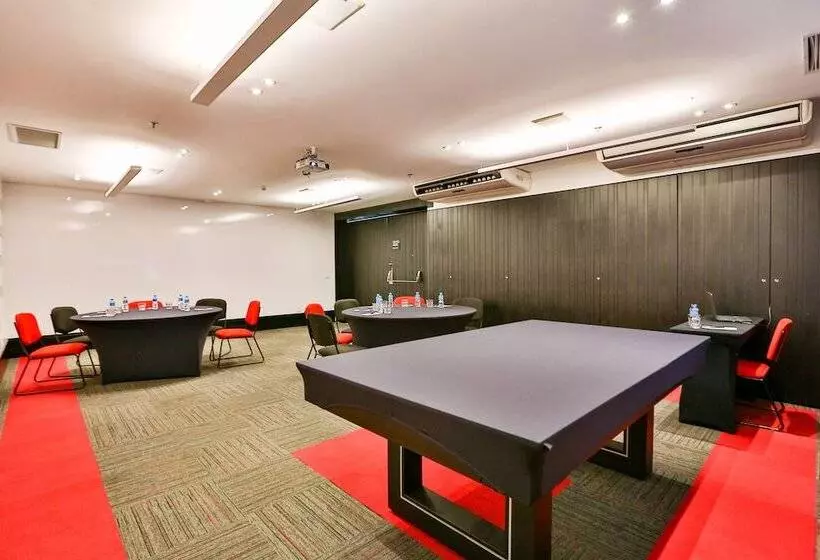 Hotelli Radisson Red Campinas