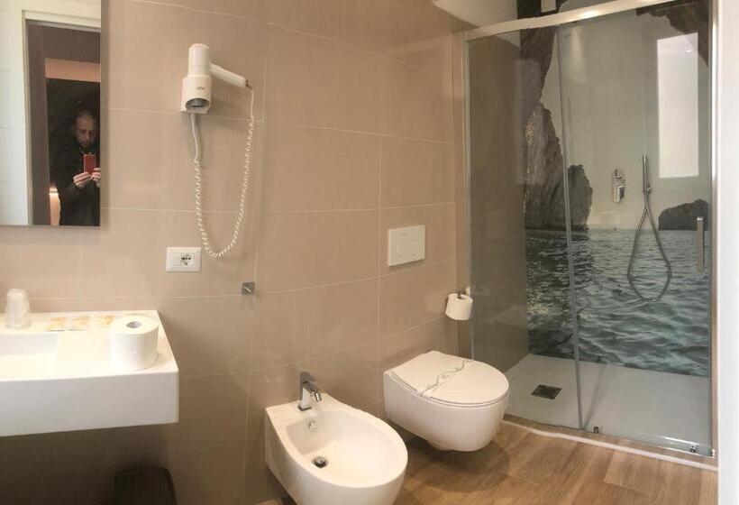 בית מלון כפרי Ragno D Oro