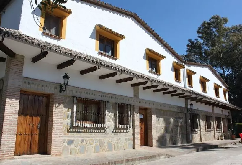 田舎風ホテル Restaurante Las Buitreras