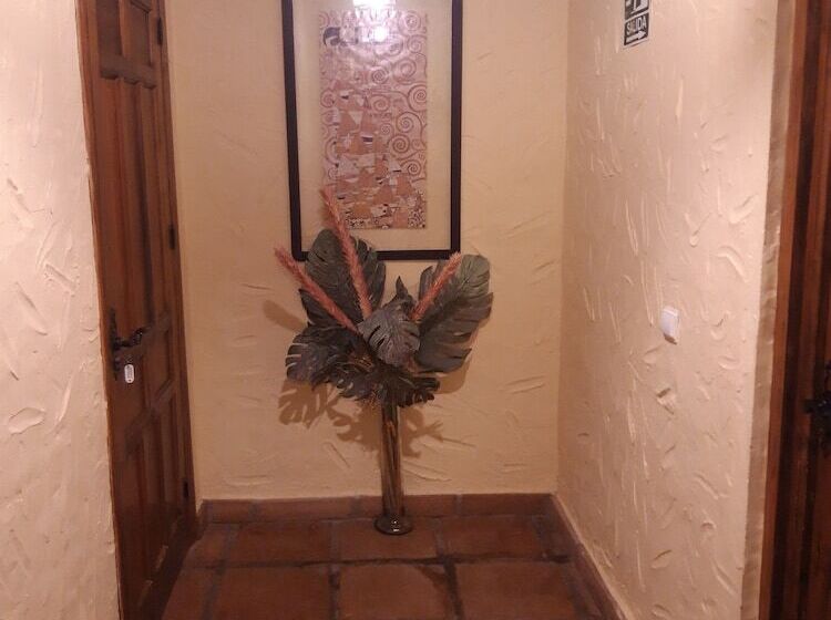 فندق ريفى Restaurante Las Buitreras