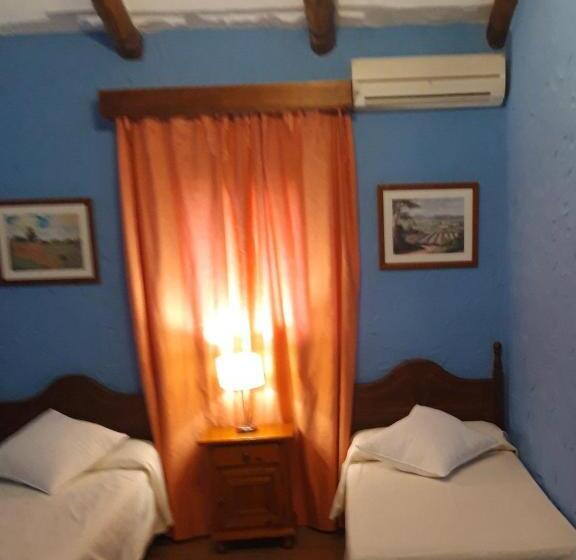 فندق ريفى Restaurante Las Buitreras