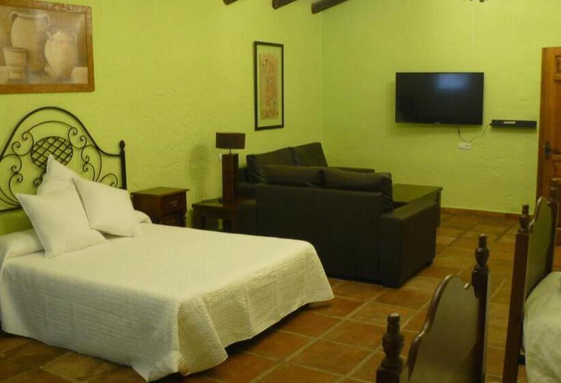 فندق ريفى Restaurante Las Buitreras