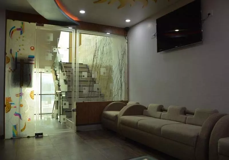 هتل Shree Avezika Comfort