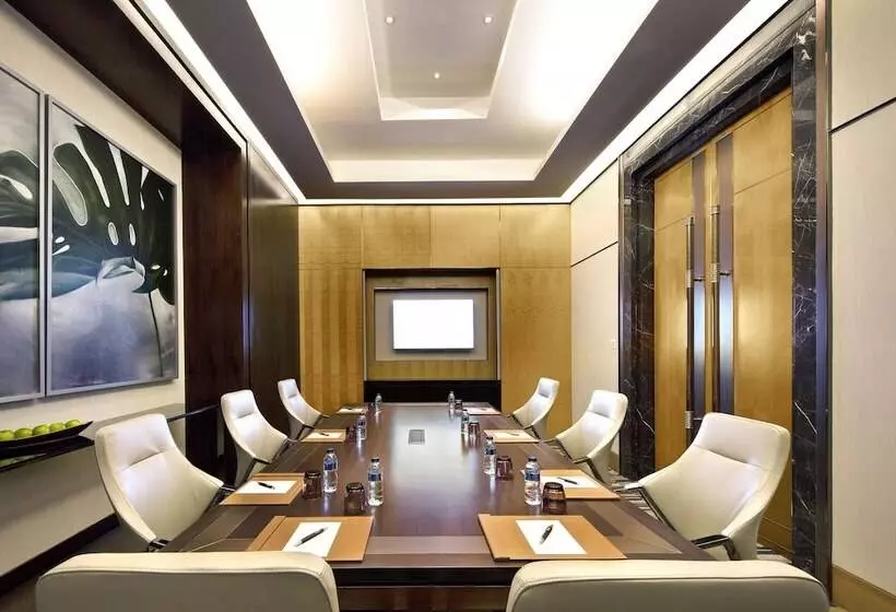 ホテル The Westin Jakarta