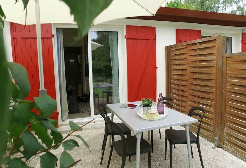 בית מלון כפרי Vvf Bourgogne Auxois Morvan