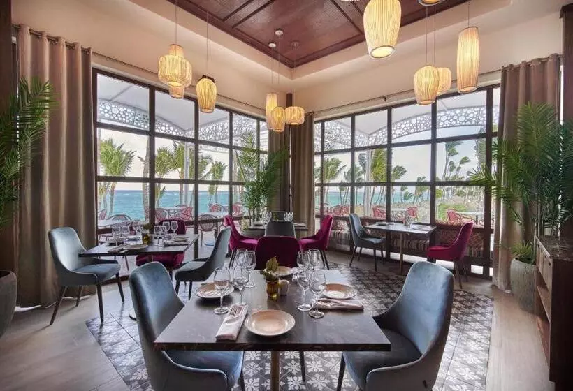 リゾートホテル Bahia Principe Escape Aquamarine - Adults Only - All Inclusive