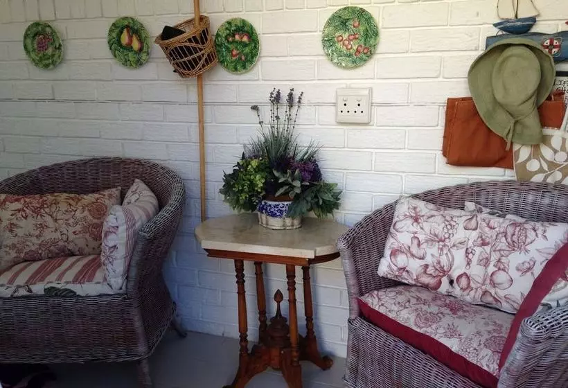 Zabdiel Self Catering
