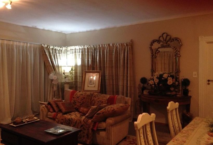 Zabdiel Self Catering