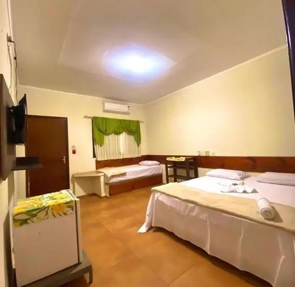 ユースホステル Pousada Das Cores