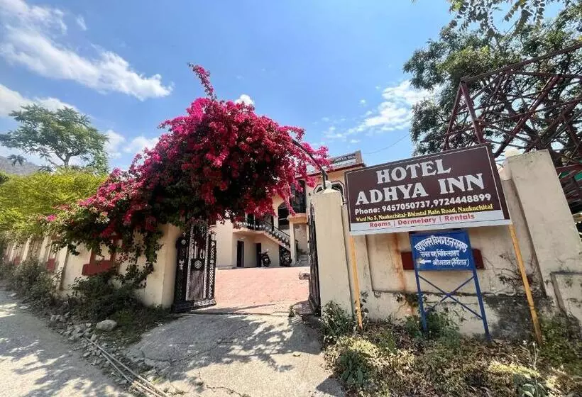 ホテル Oyo Flagship Maha Maya Inn Home Stay