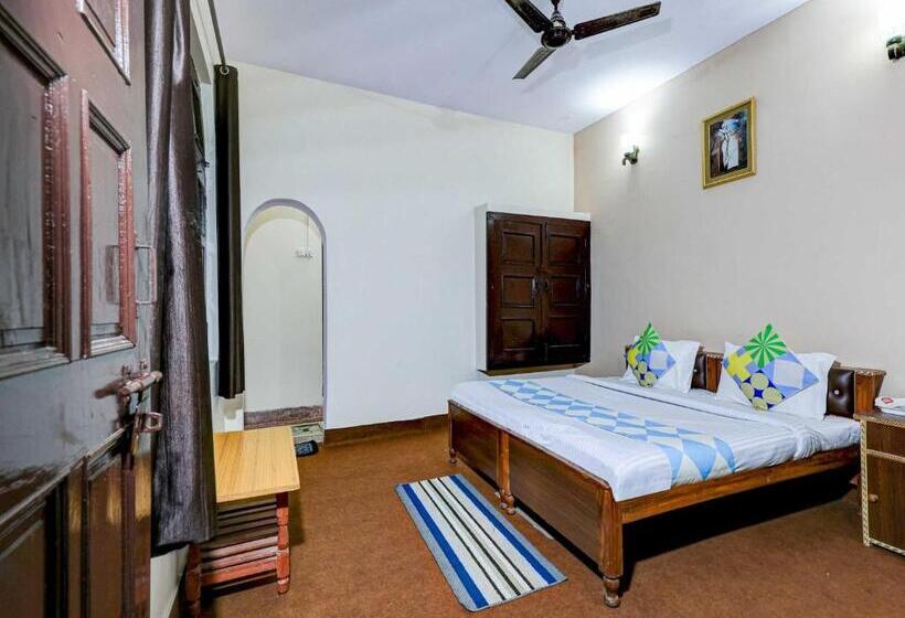 Hotelli Oyo Flagship Maha Maya Inn Home Stay