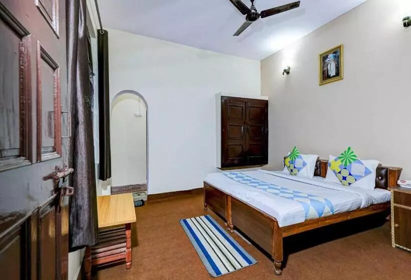 ホテル Oyo Flagship Maha Maya Inn Home Stay