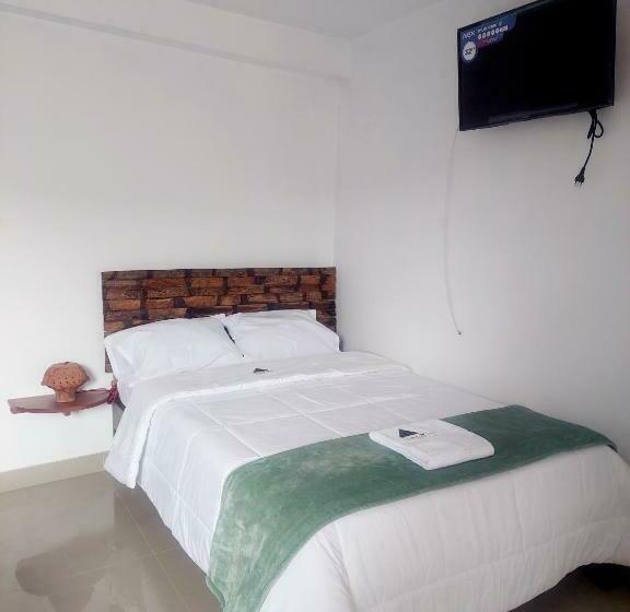 בית מלון כפרי Valmas H