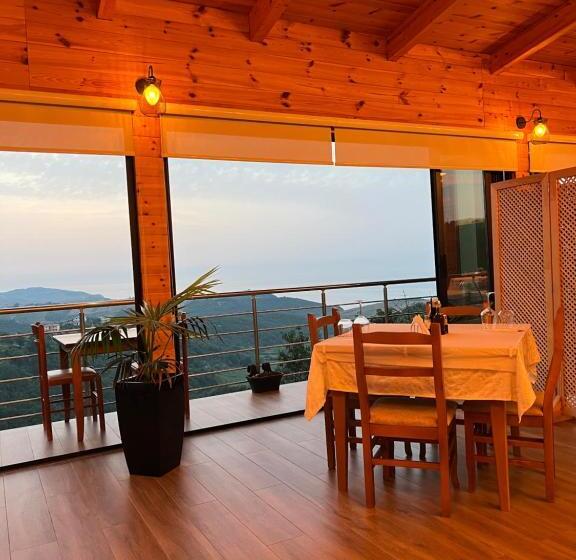 Restorant Hotel Xheni