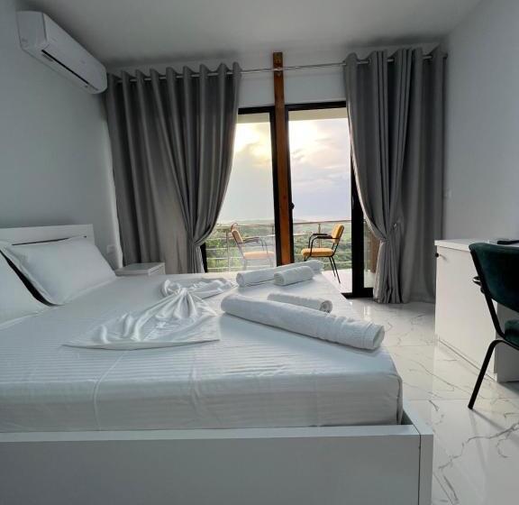 Restorant Hotel Xheni