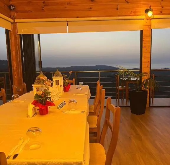 Restorant Hotel Xheni