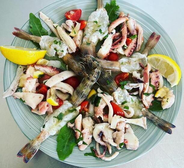 Restorant Hotel Xheni