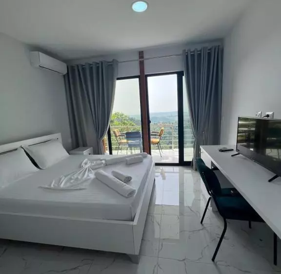 Restorant Hotel Xheni