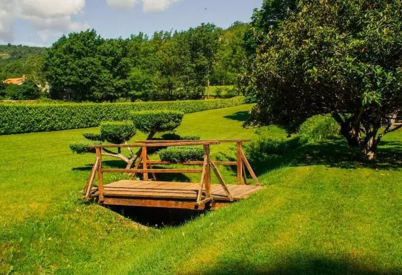 Aamiaismajoitus (B&B) Le Moulin De L Asse Chambre D Hôtes