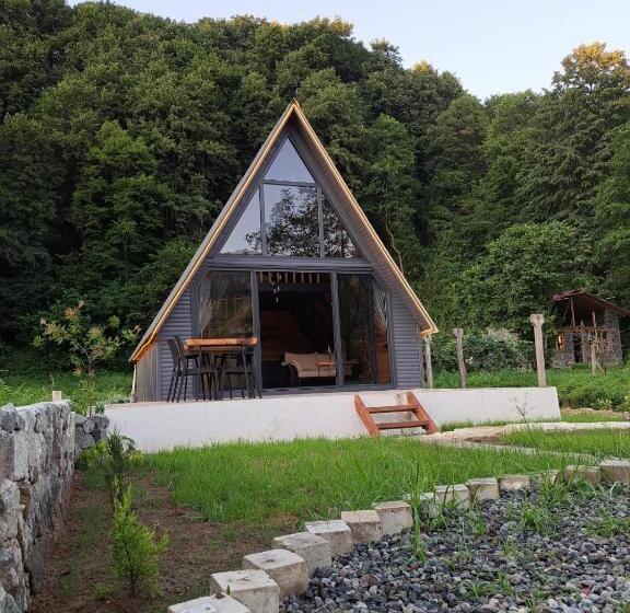 مبيت وإفطار Tuna Bungalow