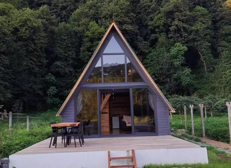 ベッドアンドブレックファースト Tuna Bungalow