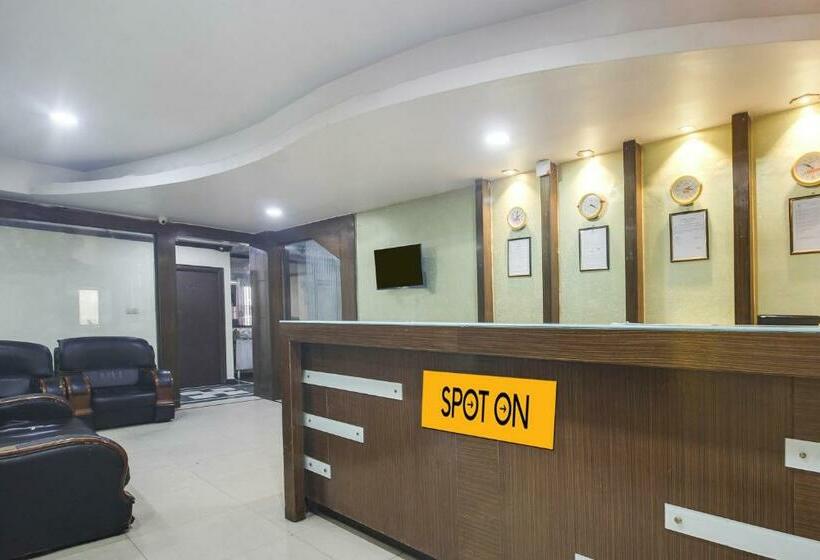 فندق Spot On Sree Tulasi