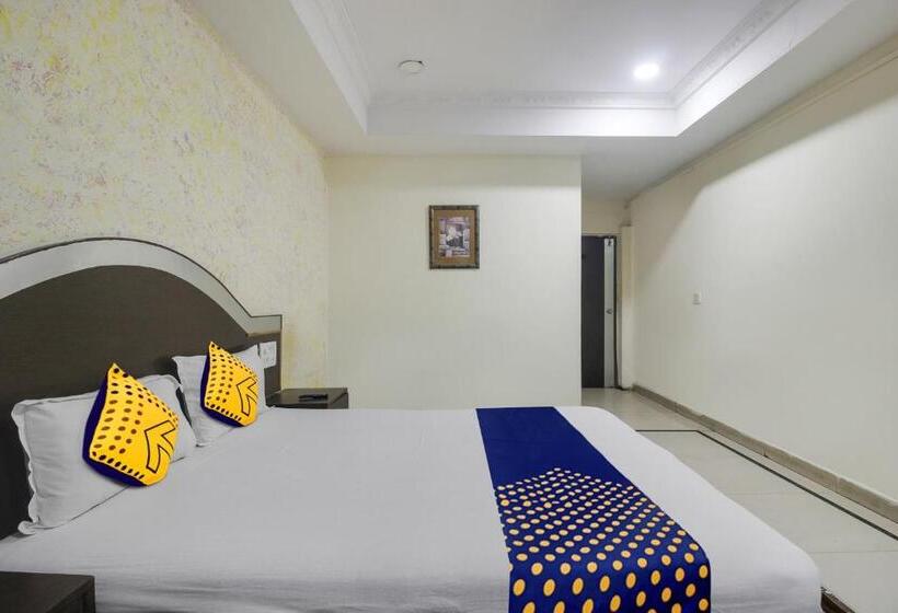 فندق Spot On Sree Tulasi