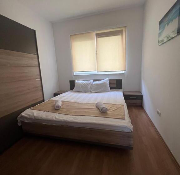 Magnus Aparthotel Free Parking