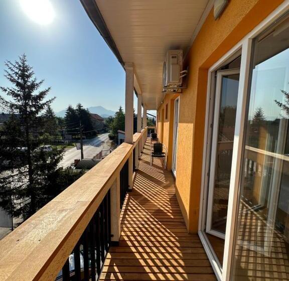 Magnus Aparthotel Free Parking