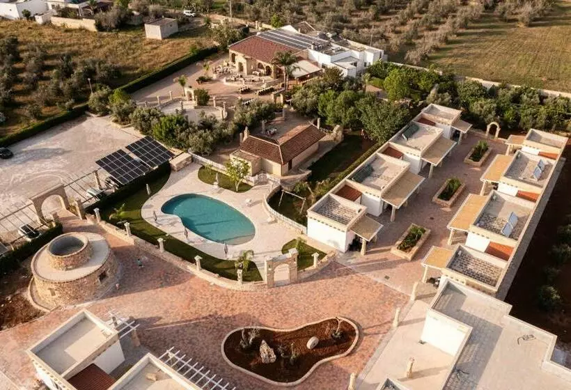 Borgo Specchia Natural Resort