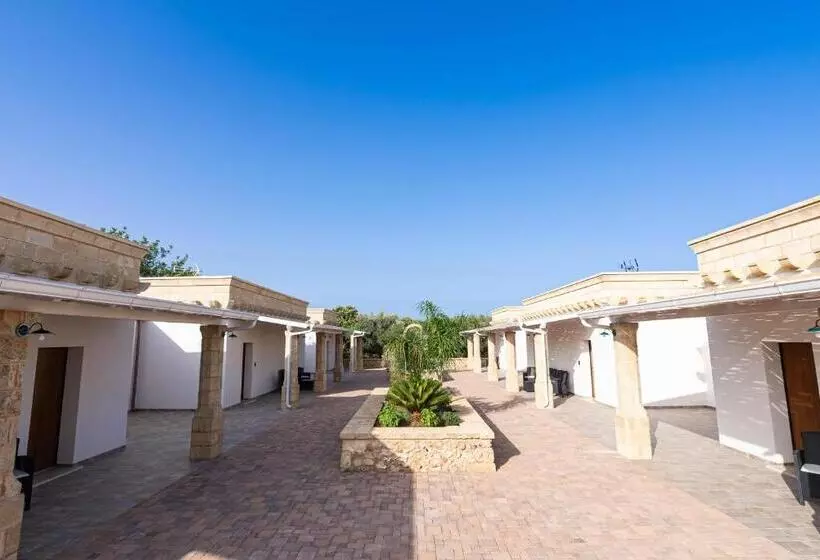 Borgo Specchia Natural Resort