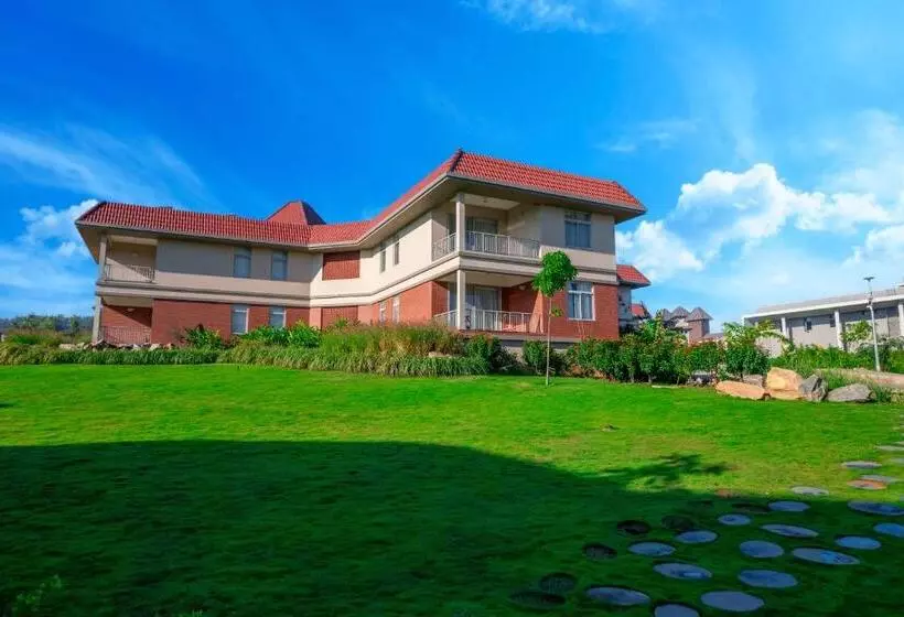 Lomakeskus Kshemavana The Wellness Retreat