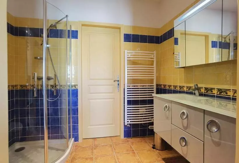 Aamiaismajoitus (B&B) Le Clos Des Consuls