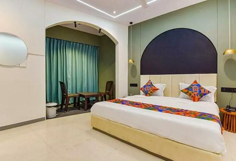 Fabhotel Sky Palace