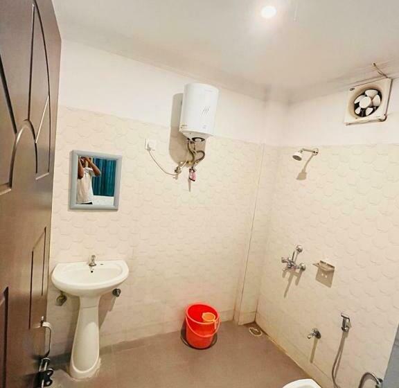 Hotel Av Guest House