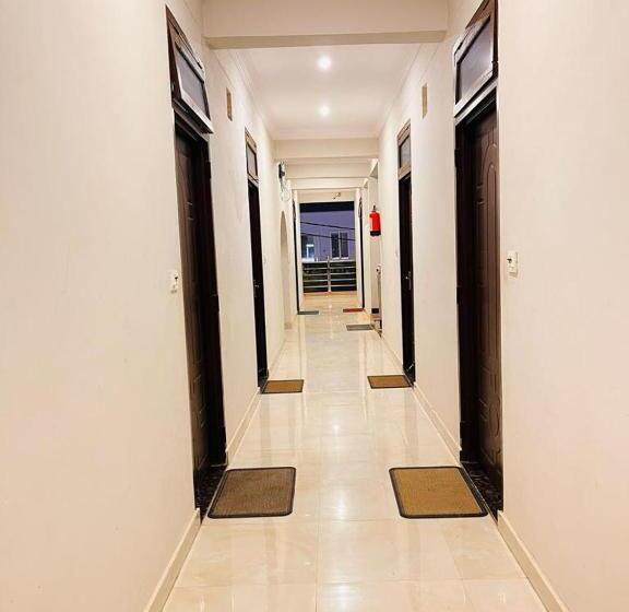 Hotel Av Guest House