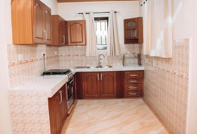 호텔 Ben And Moons Lodge And Event Center