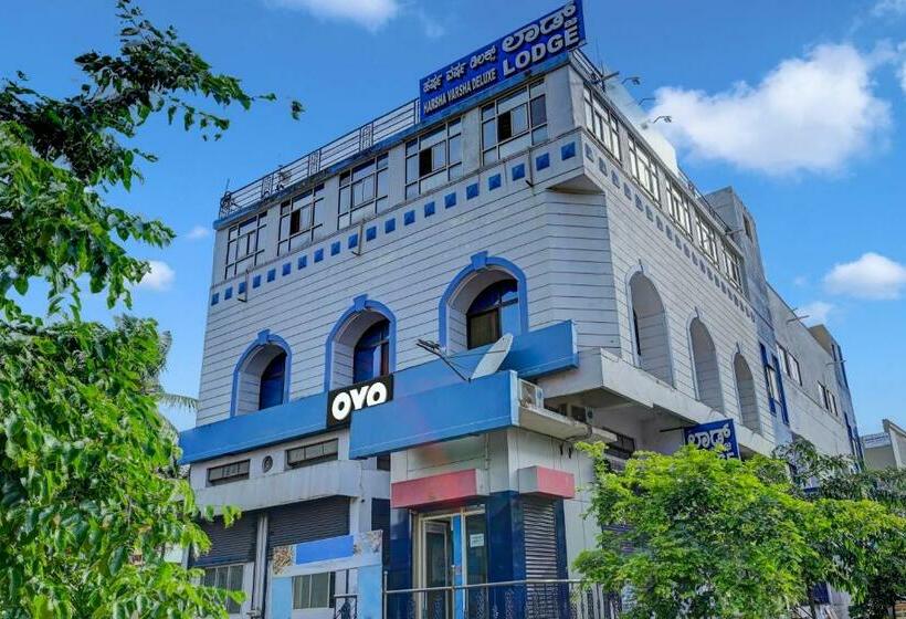 酒店 Spot On Harsha Varsha Deluxe Lodge