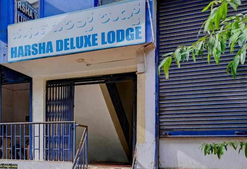 酒店 Spot On Harsha Varsha Deluxe Lodge