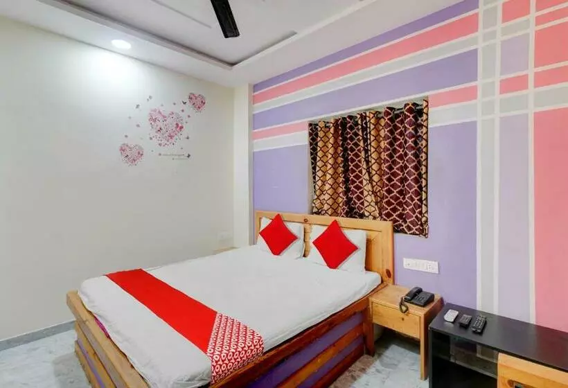 Oyo Flagship Hotel Holiday Prime