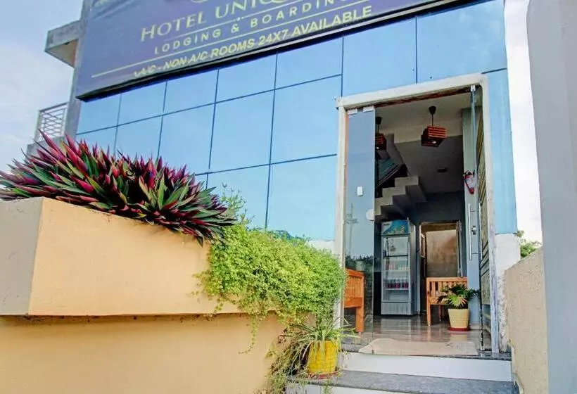 Oyo Flagship Hotel Holiday Prime