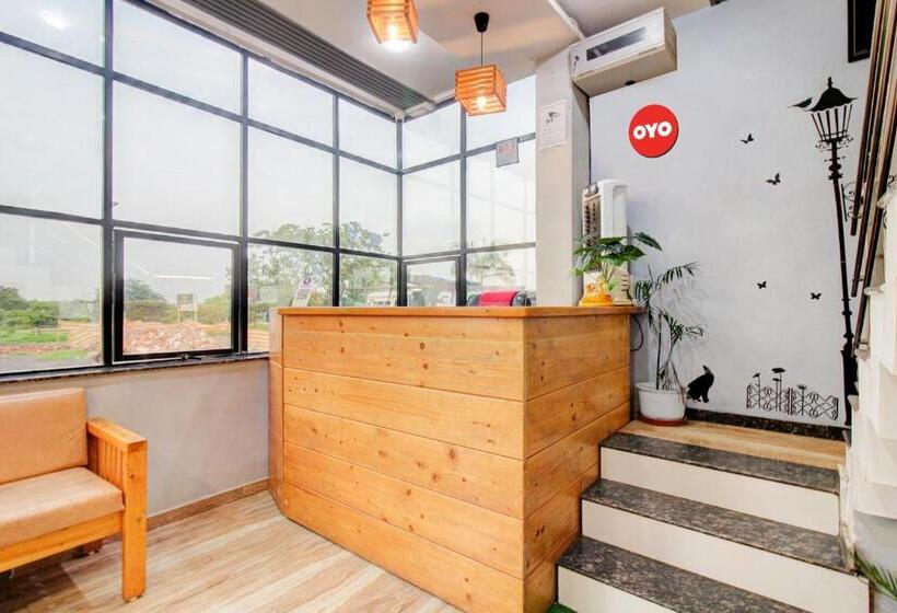 Oyo Flagship Hotel Holiday Prime