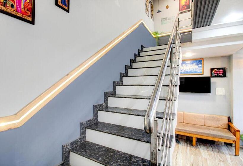 Oyo Flagship Hotel Holiday Prime