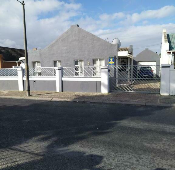 بنسيون Exclusive Guesthouse