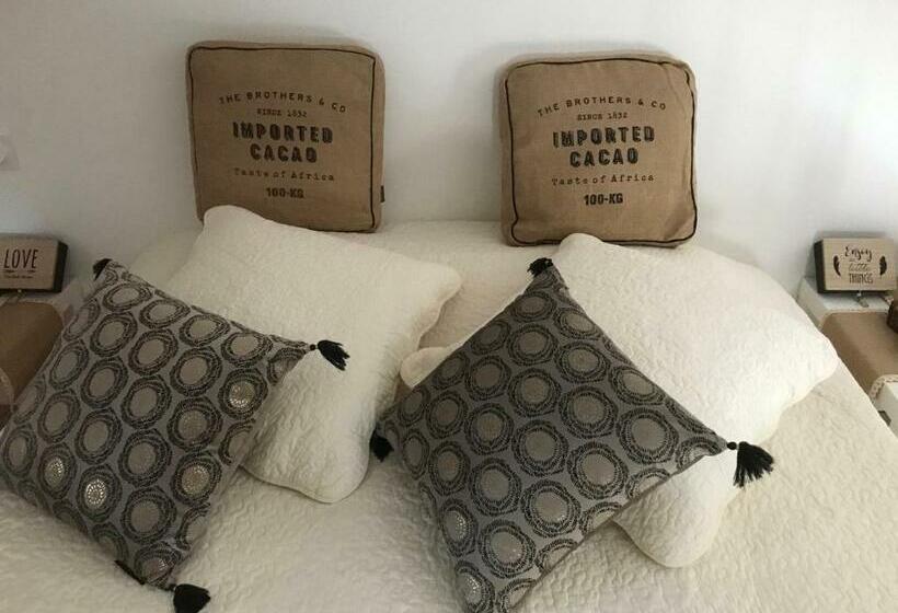 פנסיון Le Mas Du Paradis Bleu