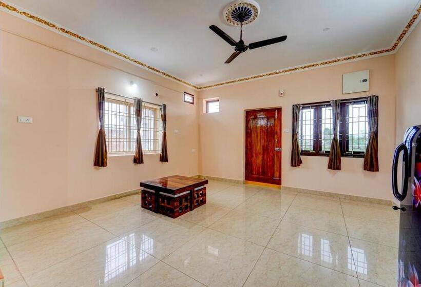 ホテル Collection O Shree Balaji Hospitality Services